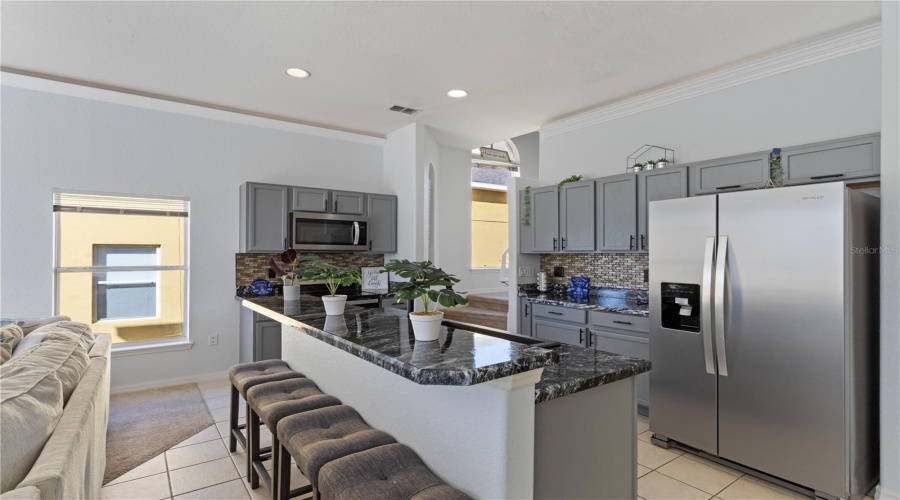 DAVENPORT, Florida 33837, 5 Bedrooms Bedrooms, ,3 BathroomsBathrooms,Residential,For Sale,CADIZ,0,MFRO6334751