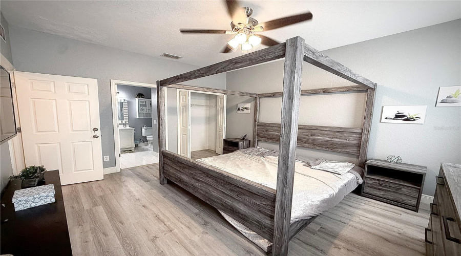 DAVENPORT, Florida 33897, 4 Bedrooms Bedrooms, ,3 BathroomsBathrooms,Residential,For Sale,CALABRIA,0,MFRO6334720