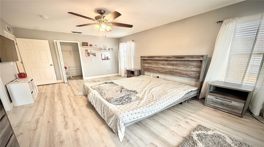 DAVENPORT, Florida 33897, 4 Bedrooms Bedrooms, ,3 BathroomsBathrooms,Residential,For Sale,CALABRIA,0,MFRO6334720