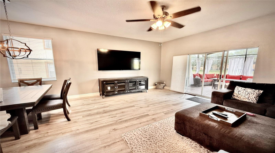 DAVENPORT, Florida 33897, 4 Bedrooms Bedrooms, ,3 BathroomsBathrooms,Residential,For Sale,CALABRIA,0,MFRO6334720
