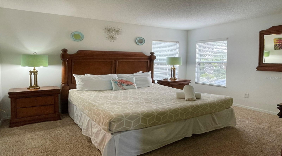DAVENPORT, Florida 33897, 6 Bedrooms Bedrooms, ,4 BathroomsBathrooms,Residential,For Sale,SEVILLA,0,MFRS5113669