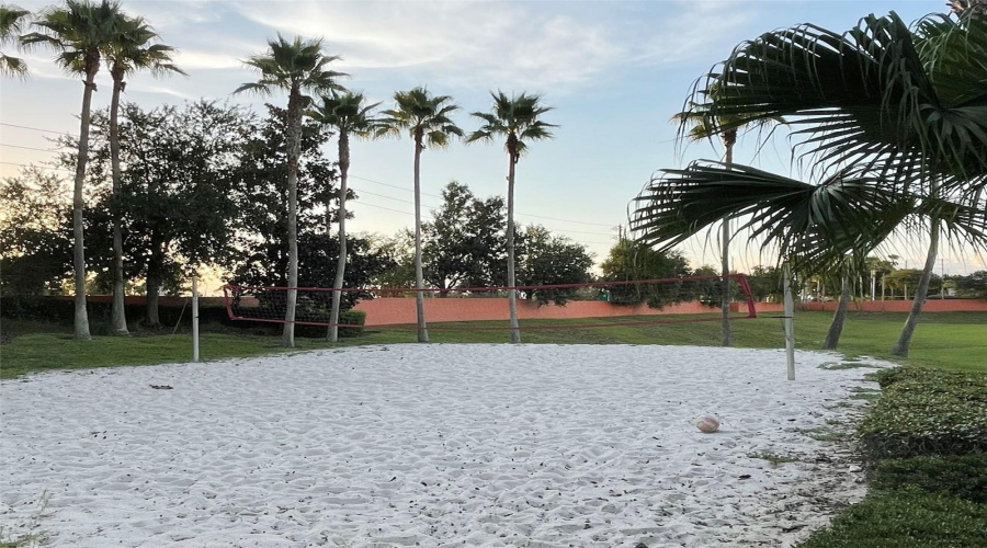 DAVENPORT, Florida 33897, 6 Bedrooms Bedrooms, ,4 BathroomsBathrooms,Residential,For Sale,SEVILLA,0,MFRS5113669