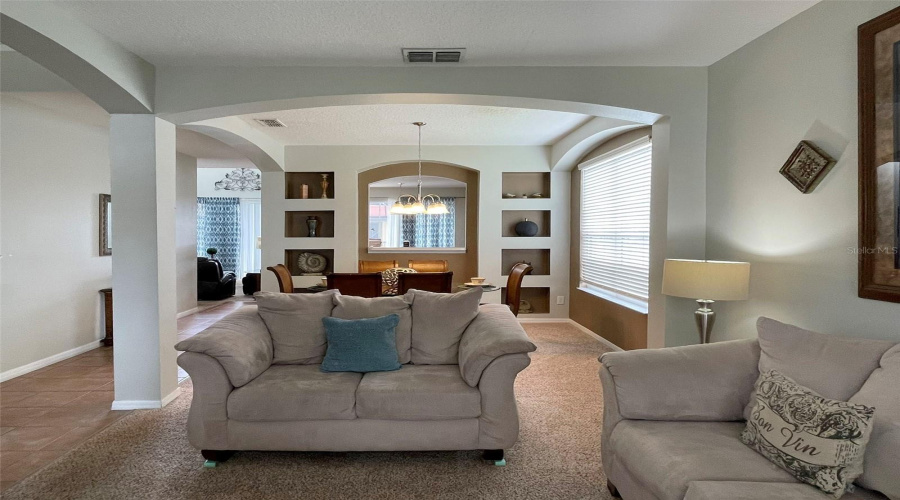 DAVENPORT, Florida 33897, 6 Bedrooms Bedrooms, ,4 BathroomsBathrooms,Residential,For Sale,SEVILLA,0,MFRS5113669