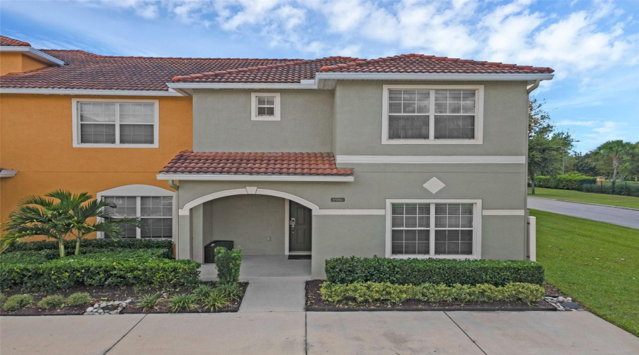 KISSIMMEE, Florida 34747, 5 Bedrooms Bedrooms, ,4 BathroomsBathrooms,Residential,For Sale,MAJESTY PALM,0,MFRS5132510