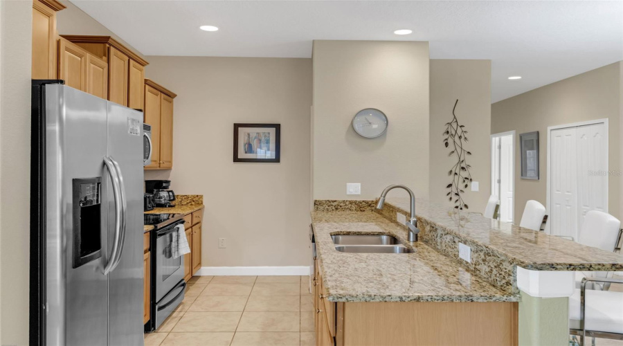 KISSIMMEE, Florida 34747, 5 Bedrooms Bedrooms, ,4 BathroomsBathrooms,Residential,For Sale,MAJESTY PALM,0,MFRS5132510