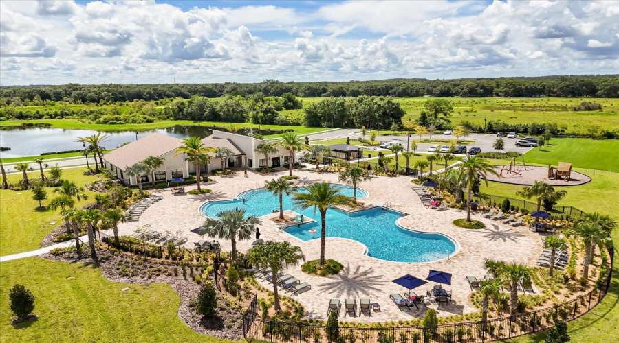 KISSIMMEE, Florida 34746, 5 Bedrooms Bedrooms, ,2 BathroomsBathrooms,Residential,For Sale,BABBLING BROOK,0,MFRO6334916