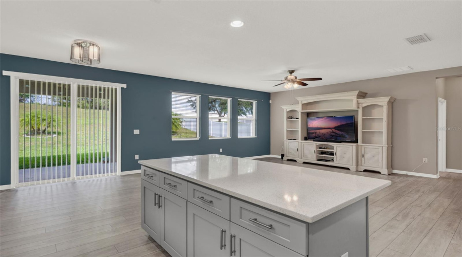 DAVENPORT, Florida 33837, 4 Bedrooms Bedrooms, ,2 BathroomsBathrooms,Residential,For Sale,BRIDGEFORD CROSSING,0,MFRO6334955