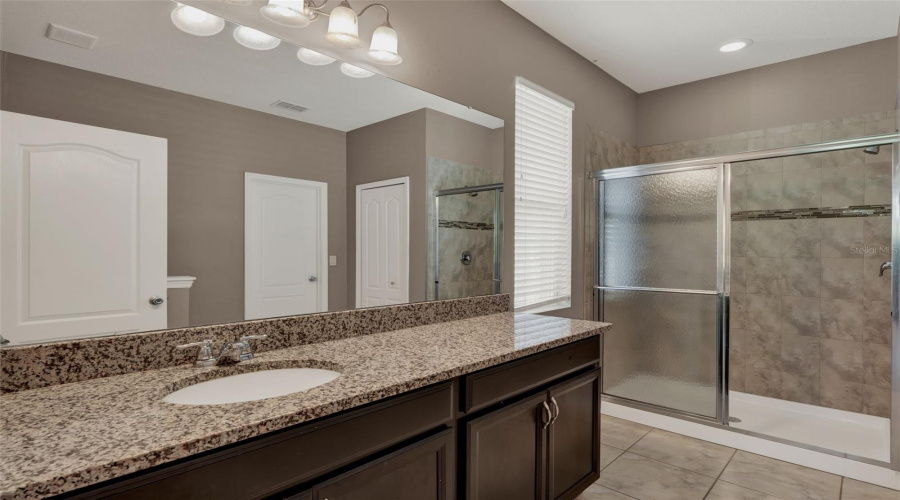 DAVENPORT, Florida 33837, 4 Bedrooms Bedrooms, ,2 BathroomsBathrooms,Residential,For Sale,BRIDGEFORD CROSSING,0,MFRO6334955