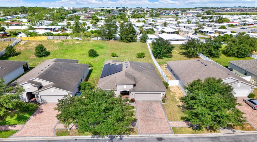 DAVENPORT, Florida 33837, 4 Bedrooms Bedrooms, ,2 BathroomsBathrooms,Residential,For Sale,BRIDGEFORD CROSSING,0,MFRO6334955
