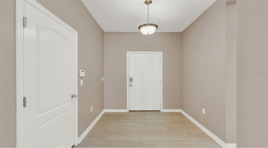 DAVENPORT, Florida 33837, 4 Bedrooms Bedrooms, ,2 BathroomsBathrooms,Residential,For Sale,BRIDGEFORD CROSSING,0,MFRO6334955