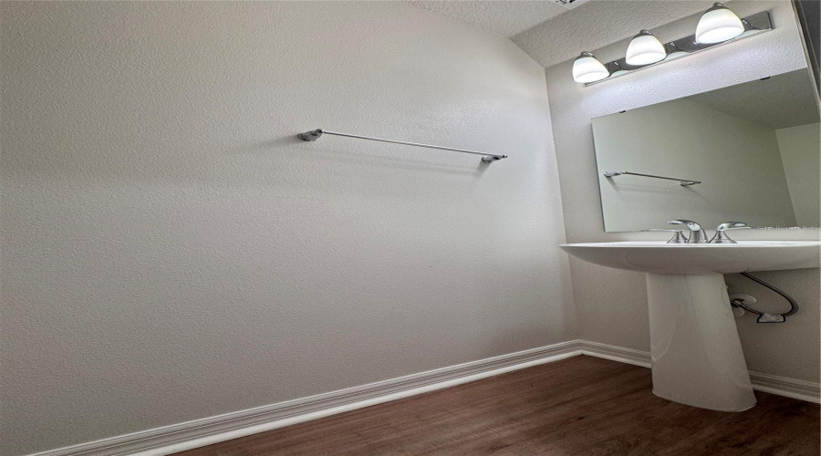 DAVENPORT, Florida 33896, 3 Bedrooms Bedrooms, ,2 BathroomsBathrooms,Residential,For Sale,WESTSIDE HILLS,0,MFRS5132607