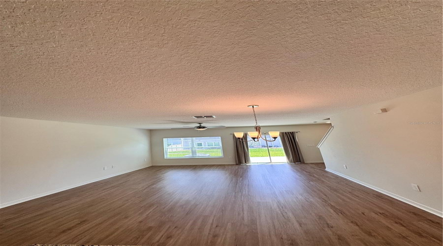 DAVENPORT, Florida 33896, 3 Bedrooms Bedrooms, ,2 BathroomsBathrooms,Residential,For Sale,WESTSIDE HILLS,0,MFRS5132607
