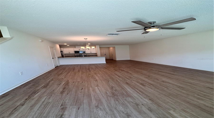 DAVENPORT, Florida 33896, 3 Bedrooms Bedrooms, ,2 BathroomsBathrooms,Residential,For Sale,WESTSIDE HILLS,0,MFRS5132607