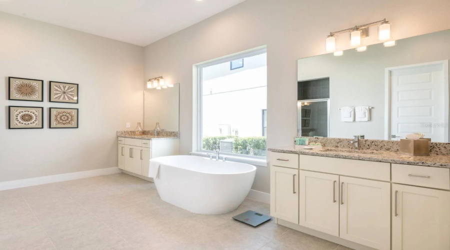 KISSIMMEE, Florida 34747, 7 Bedrooms Bedrooms, ,7 BathroomsBathrooms,Residential,For Sale,JACK NICKLAUS,0,MFRO6334078