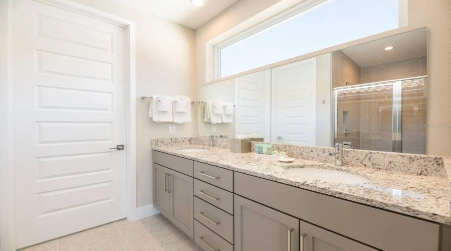 KISSIMMEE, Florida 34747, 7 Bedrooms Bedrooms, ,7 BathroomsBathrooms,Residential,For Sale,JACK NICKLAUS,0,MFRO6334078