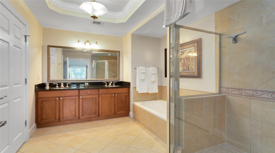 REUNION, Florida 34747, 3 Bedrooms Bedrooms, ,3 BathroomsBathrooms,Residential,For Sale,CENTRE COURT RIDGE,0,MFRO6294081