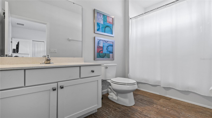 KISSIMMEE, Florida 34746, 6 Bedrooms Bedrooms, ,6 BathroomsBathrooms,Residential,For Sale,MARCELLO,0,MFRO6335238