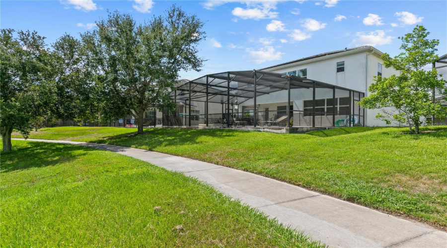 KISSIMMEE, Florida 34746, 6 Bedrooms Bedrooms, ,6 BathroomsBathrooms,Residential,For Sale,MARCELLO,0,MFRO6335238