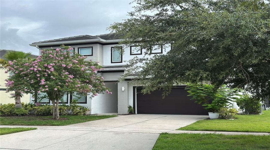 KISSIMMEE, Florida 34746, 6 Bedrooms Bedrooms, ,6 BathroomsBathrooms,Residential,For Sale,MARCELLO,0,MFRO6335238