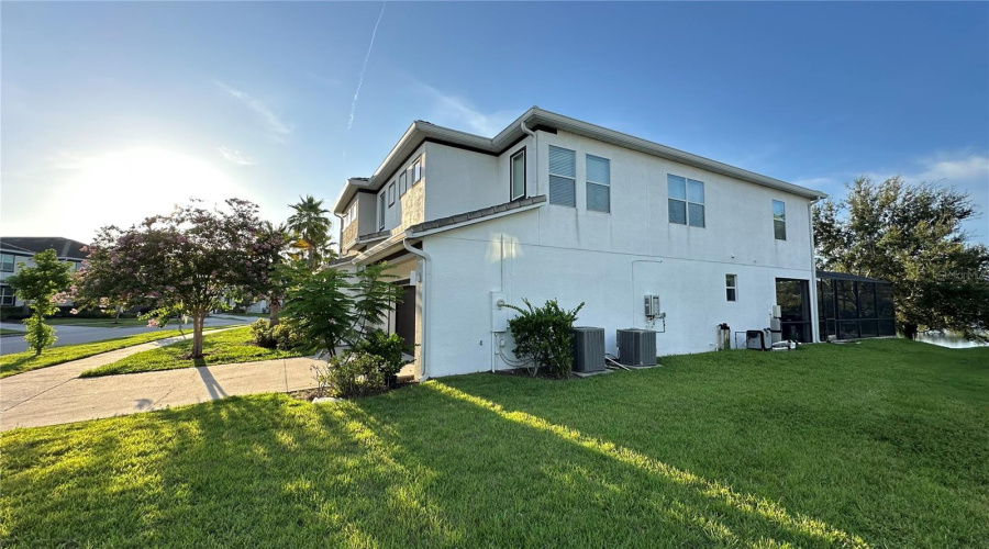 KISSIMMEE, Florida 34746, 6 Bedrooms Bedrooms, ,6 BathroomsBathrooms,Residential,For Sale,MARCELLO,0,MFRO6335238