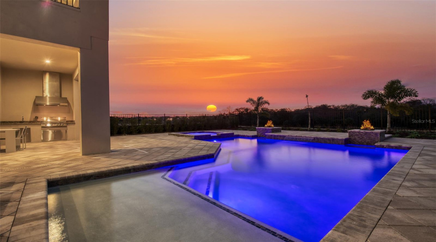 KISSIMMEE, Florida 34747, 8 Bedrooms Bedrooms, ,9 BathroomsBathrooms,Residential,For Sale,JACK NICKLAUS,0,MFRO6334767
