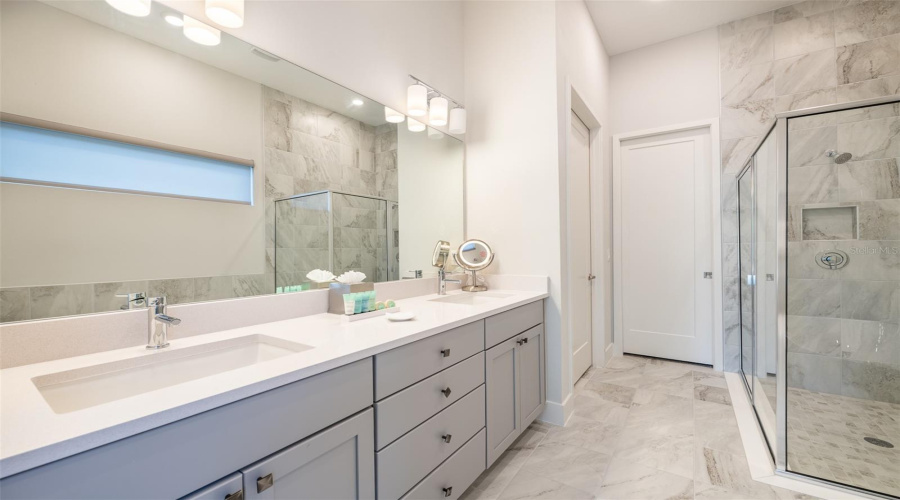 KISSIMMEE, Florida 34747, 8 Bedrooms Bedrooms, ,9 BathroomsBathrooms,Residential,For Sale,JACK NICKLAUS,0,MFRO6334767