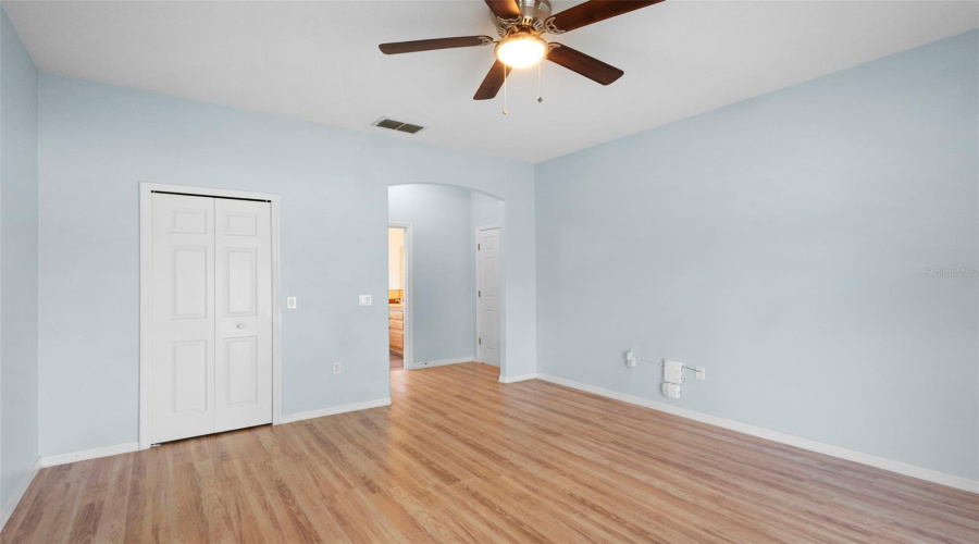 KISSIMMEE, Florida 34746, 4 Bedrooms Bedrooms, ,2 BathroomsBathrooms,Residential,For Sale,WINDING,0,MFRS5132502