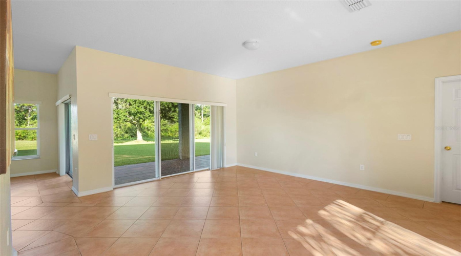 KISSIMMEE, Florida 34746, 4 Bedrooms Bedrooms, ,2 BathroomsBathrooms,Residential,For Sale,WINDING,0,MFRS5132502