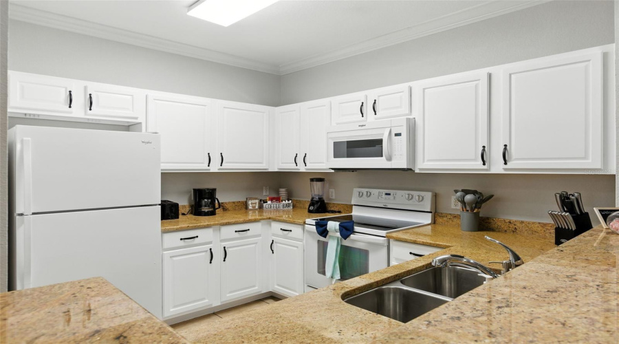 DAVENPORT, Florida 33896, 2 Bedrooms Bedrooms, ,2 BathroomsBathrooms,Residential,For Sale,TUSCANY,0,MFRO6334540