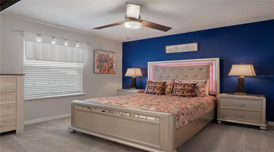 DAVENPORT, Florida 33897, 9 Bedrooms Bedrooms, ,6 BathroomsBathrooms,Residential,For Sale,LILAC,0,MFRO6334689