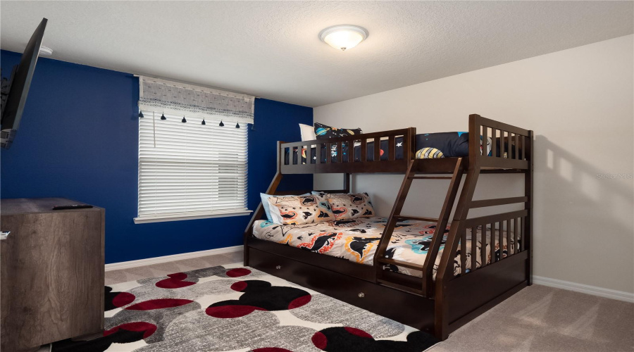 DAVENPORT, Florida 33897, 9 Bedrooms Bedrooms, ,6 BathroomsBathrooms,Residential,For Sale,LILAC,0,MFRO6334689