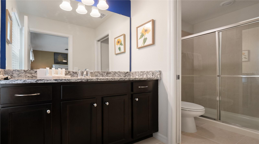 DAVENPORT, Florida 33897, 9 Bedrooms Bedrooms, ,6 BathroomsBathrooms,Residential,For Sale,LILAC,0,MFRO6334689