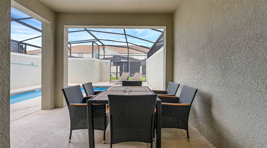 KISSIMMEE, Florida 34746, 4 Bedrooms Bedrooms, ,3 BathroomsBathrooms,Residential,For Sale,BRIER ROSE,0,MFRS5132665