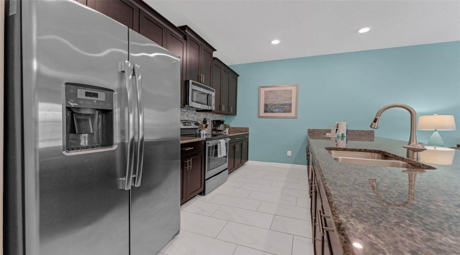 KISSIMMEE, Florida 34746, 4 Bedrooms Bedrooms, ,3 BathroomsBathrooms,Residential,For Sale,BRIER ROSE,0,MFRS5132665