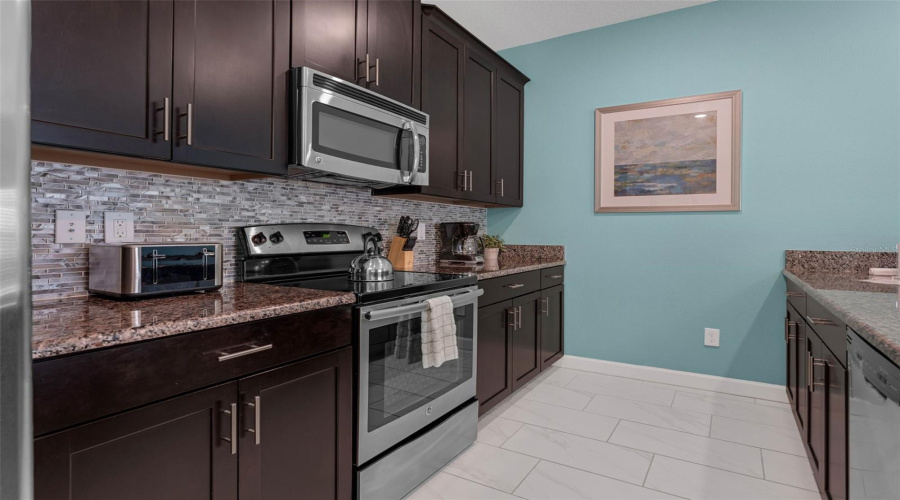 KISSIMMEE, Florida 34746, 4 Bedrooms Bedrooms, ,3 BathroomsBathrooms,Residential,For Sale,BRIER ROSE,0,MFRS5132665