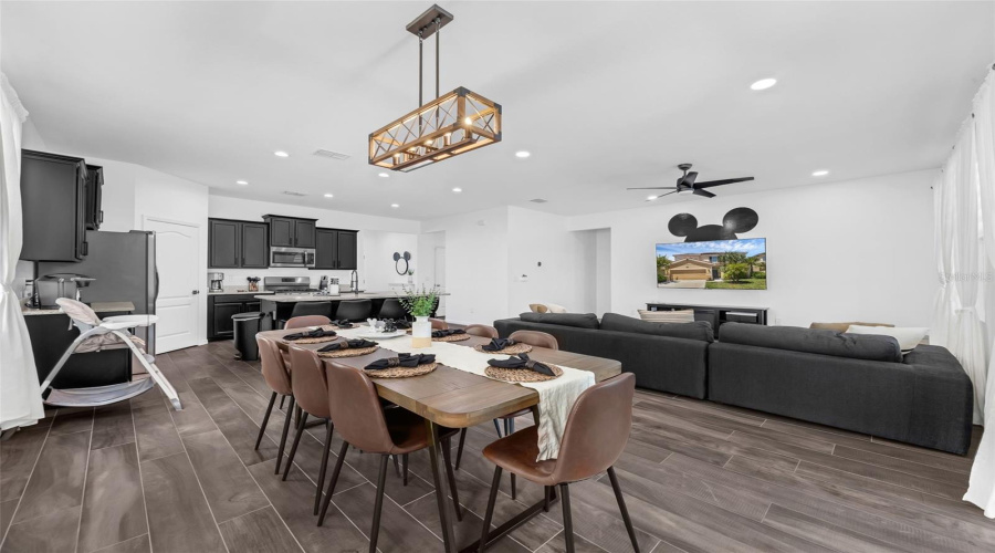 DAVENPORT, Florida 33837, 5 Bedrooms Bedrooms, ,4 BathroomsBathrooms,Residential,For Sale,OAKBOURNE,0,MFRS5132675