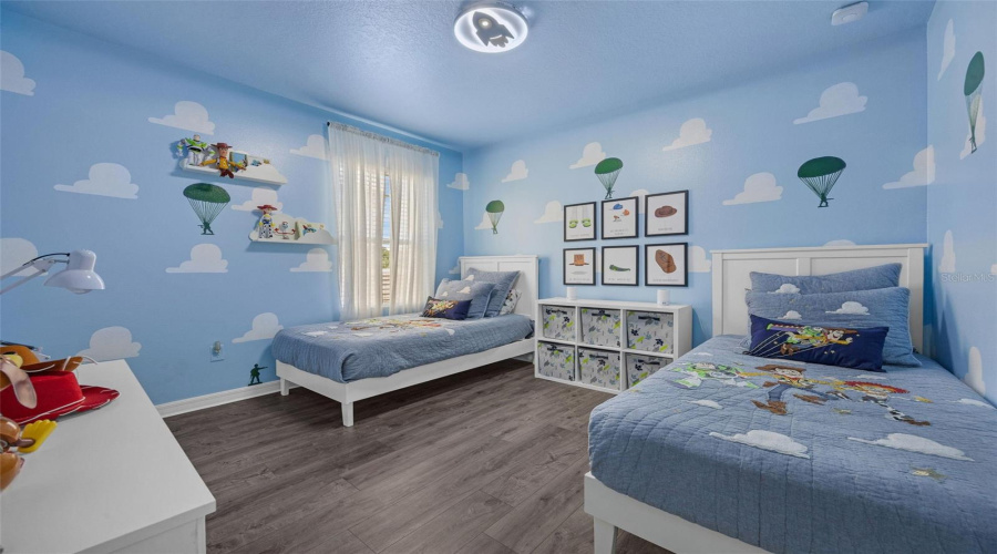 DAVENPORT, Florida 33837, 5 Bedrooms Bedrooms, ,4 BathroomsBathrooms,Residential,For Sale,OAKBOURNE,0,MFRS5132675