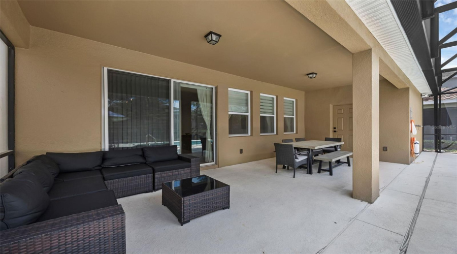 DAVENPORT, Florida 33837, 5 Bedrooms Bedrooms, ,4 BathroomsBathrooms,Residential,For Sale,OAKBOURNE,0,MFRS5132675