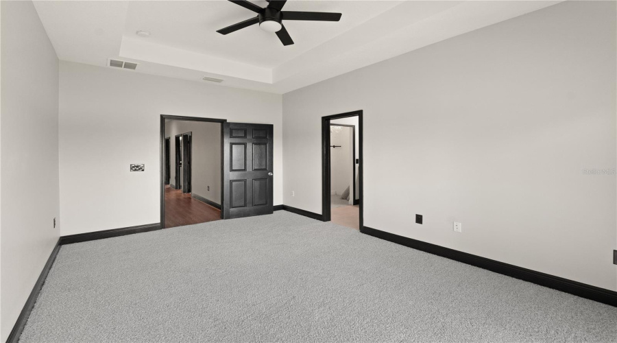 DAVENPORT, Florida 33896, 4 Bedrooms Bedrooms, ,2 BathroomsBathrooms,Residential,For Sale,LAKE SHORE,0,MFRTB8417102