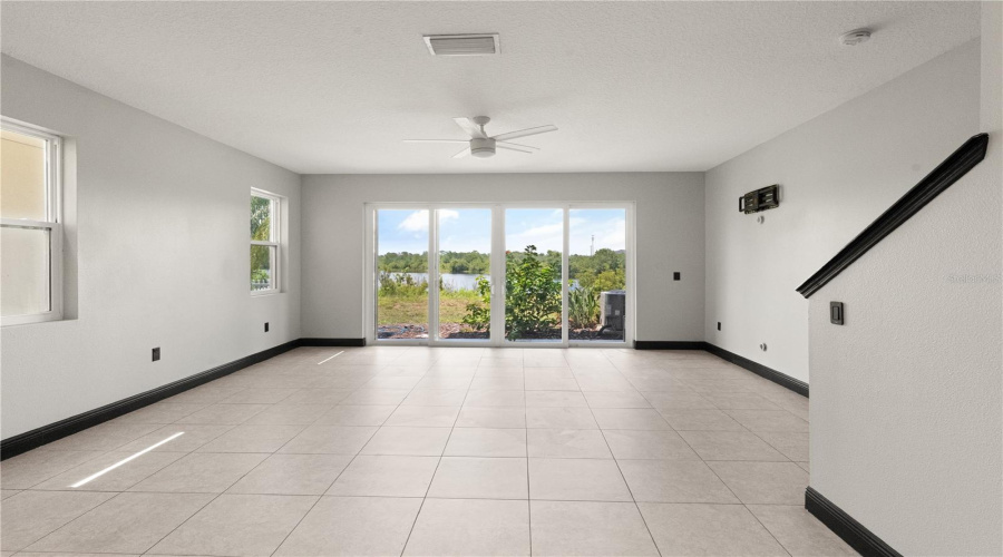 DAVENPORT, Florida 33896, 4 Bedrooms Bedrooms, ,2 BathroomsBathrooms,Residential,For Sale,LAKE SHORE,0,MFRTB8417102