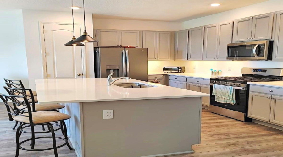 DAVENPORT, Florida 33896, 3 Bedrooms Bedrooms, ,2 BathroomsBathrooms,Residential,For Sale,BENOI,0,MFRS5132564