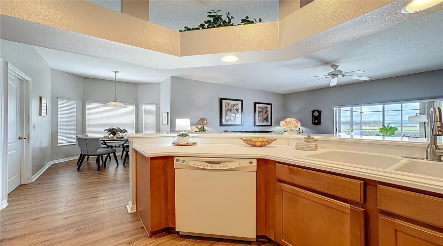 DAVENPORT, Florida 33896, 5 Bedrooms Bedrooms, ,3 BathroomsBathrooms,Residential,For Sale,HENLEY,0,MFRS5132627