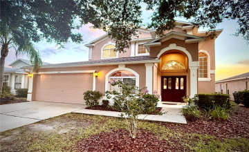 DAVENPORT, Florida 33896, 5 Bedrooms Bedrooms, ,3 BathroomsBathrooms,Residential,For Sale,HENLEY,0,MFRS5132627