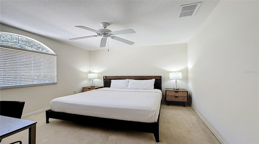 DAVENPORT, Florida 33896, 5 Bedrooms Bedrooms, ,3 BathroomsBathrooms,Residential,For Sale,HENLEY,0,MFRS5132627