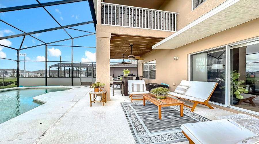 DAVENPORT, Florida 33896, 5 Bedrooms Bedrooms, ,3 BathroomsBathrooms,Residential,For Sale,HENLEY,0,MFRS5132627