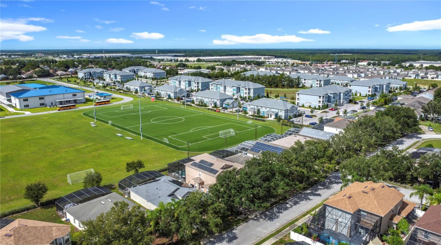 DAVENPORT, Florida 33896, 5 Bedrooms Bedrooms, ,3 BathroomsBathrooms,Residential,For Sale,HENLEY,0,MFRS5132627