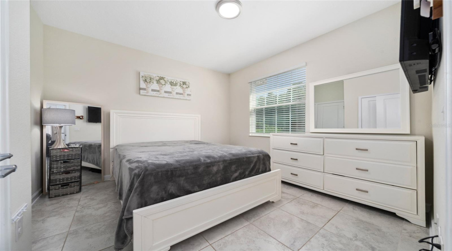 DAVENPORT, Florida 33896, 5 Bedrooms Bedrooms, ,3 BathroomsBathrooms,Residential,For Sale,SHINNECOCK HILLS,0,MFRS5132595