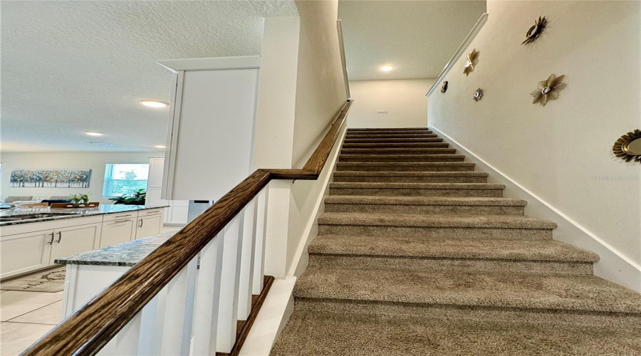 KISSIMMEE, Florida 34747, 6 Bedrooms Bedrooms, ,4 BathroomsBathrooms,Residential,For Sale,TROPICAL PALMS,0,MFRO6277345