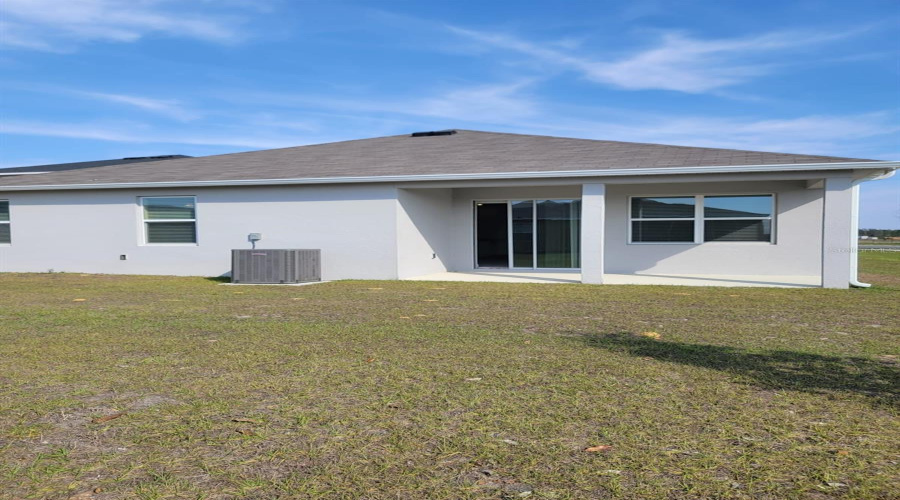 DAVENPORT, Florida 33896, 4 Bedrooms Bedrooms, ,3 BathroomsBathrooms,Residential,For Sale,OVERPOOL,0,MFRS5132690