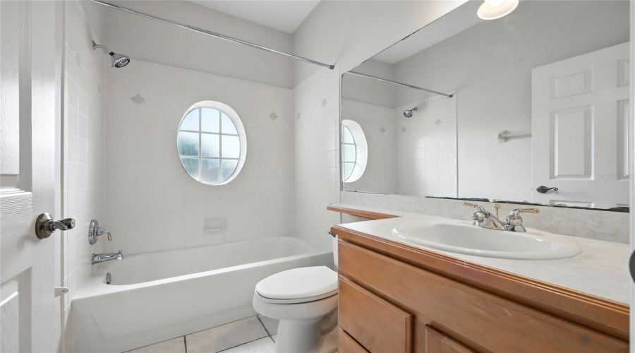 Bathroom 3 - Front of the House